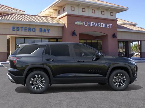 New 2026 Chevrolet Equinox LT image 5