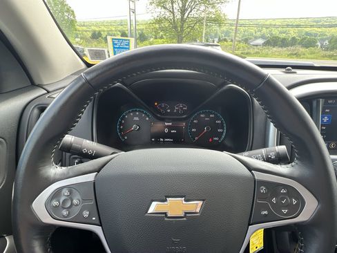 Used 2022 Chevrolet Colorado ZR2 image 11