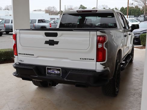 Used 2022 Chevrolet Silverado 1500 Custom Trail Boss w/ Realtree Special Edition image 10