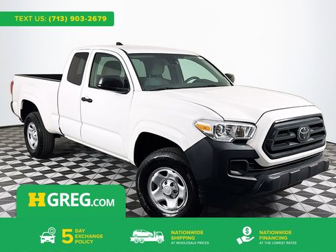 Used 2023 Toyota Tacoma SR image 1