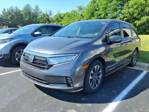 Used 2024 Honda Odyssey EX-L image 2