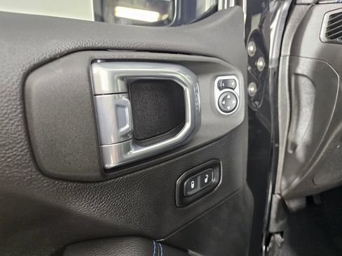 Used 2022 Jeep Wrangler Unlimited Rubicon 4xe w/ Cold Weather Group AWD/4WD image 20