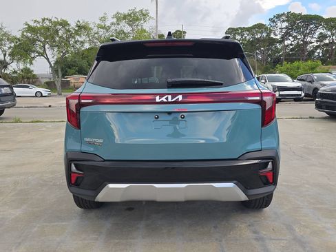 New 2026 Kia Seltos S FWD image 7