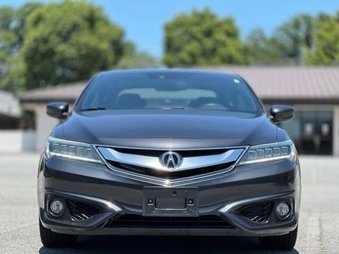 Used 2016 Acura ILX FWD image 2