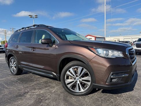 Used 2021 Subaru Ascent Limited w/ Technology Package AWD/4WD image 2