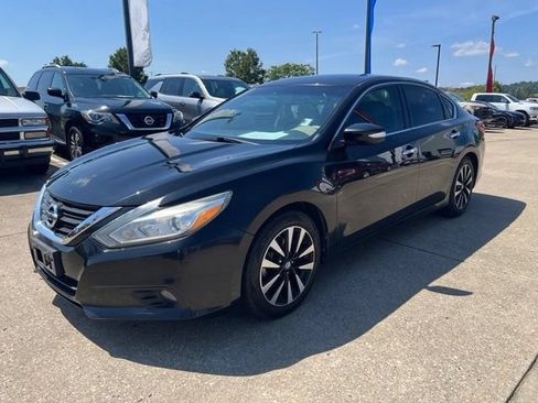 Used 2018 Nissan Altima 2.5 SL FWD image 8