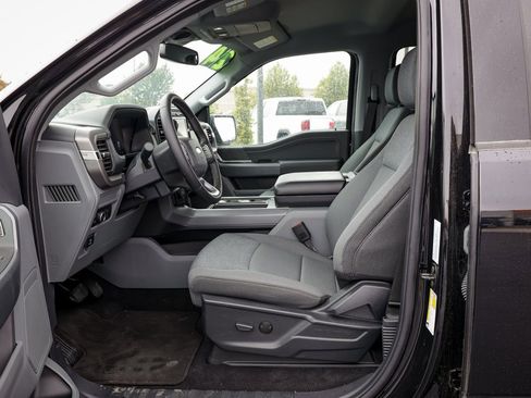 Used 2024 Ford F150 XLT w/ Mobile Office Package image 9