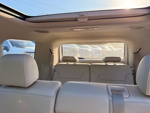 Used 2020 GMC Acadia SLT FWD image 13