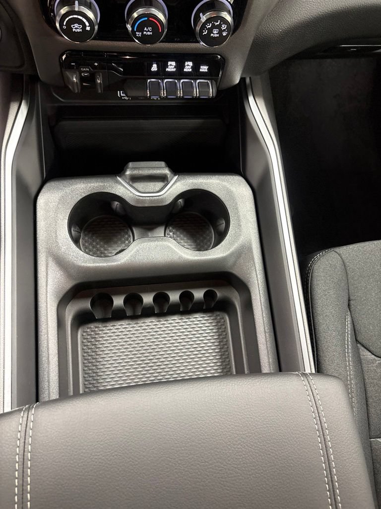 New 2026 RAM 1500 Big Horn w/ Night Edition AWD/4WD image 14