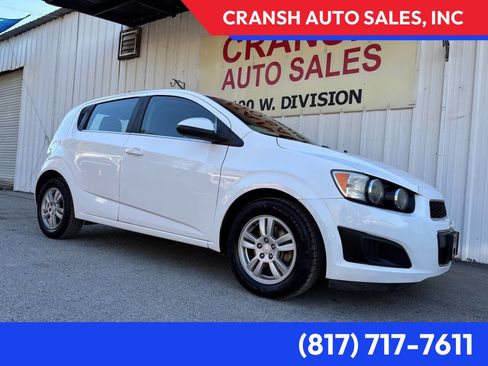 Used 2015 Chevrolet Sonic LT image 1