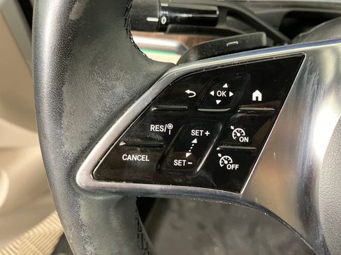 Used 2024 Mercedes-Benz CLE 300 4MATIC Cabriolet image 17