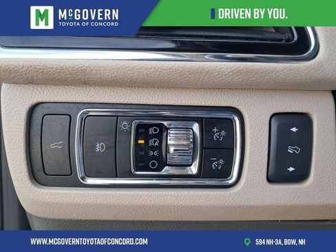 Used 2023 Lincoln Navigator L Reserve AWD/4WD image 30