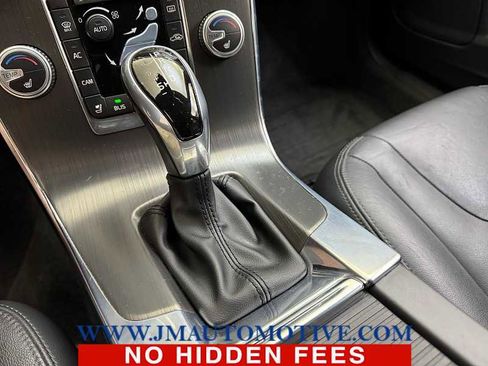 Used 2016 Volvo V60 T5 Premier AWD/4WD image 32