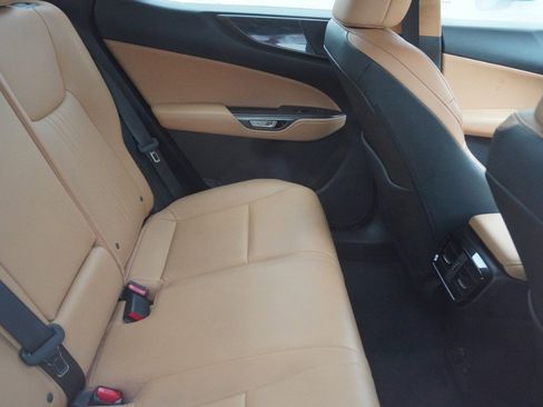 Used 2024 Lexus NX 250 FWD w/ Towing Package (2000 Lbs) image 10