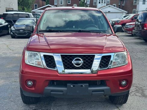 Used 2014 Nissan Frontier SV AWD/4WD image 2