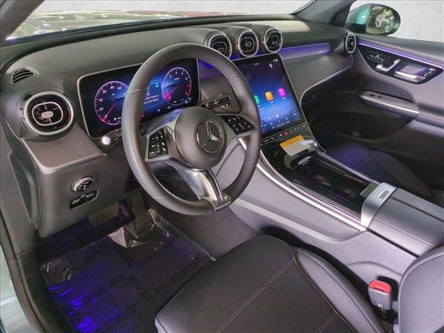 Used 2026 Mercedes-Benz GLC 300 image 10