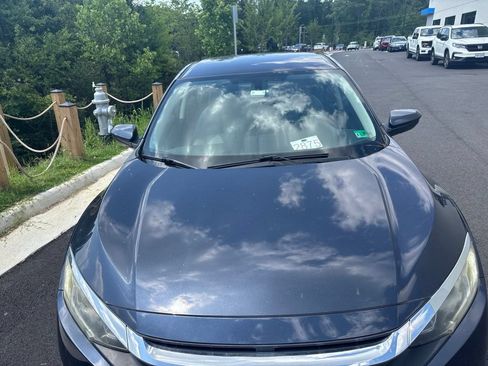 Used 2018 Honda Civic LX image 3