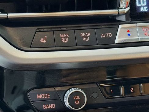 Used 2022 BMW X3 sDrive30i w/ Premium Package 2 (ZPA) RWD image 22