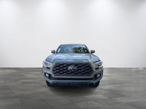 Used 2022 Toyota Tacoma TRD Off-Road RWD image 2