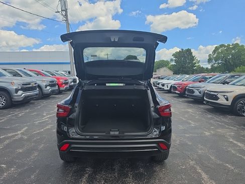 New 2026 Chevrolet Trax RS w/ Driver Confidence Package FWD image 8