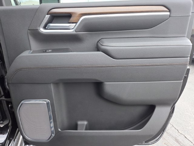 New 2026 Chevrolet Silverado 2500 High Country w/ High Country Premium Package AWD/4WD image 30