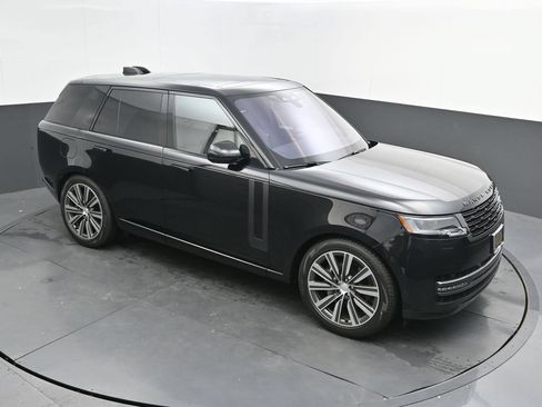 Used 2023 Land Rover Range Rover SE AWD/4WD image 38