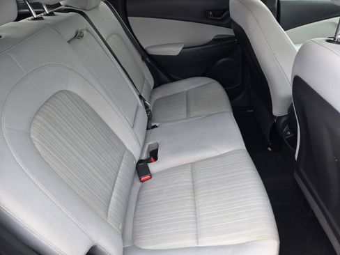 Used 2023 Hyundai Kona SEL FWD image 29