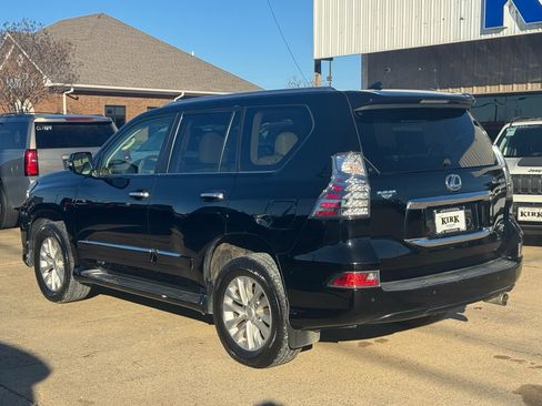 Used 2016 Lexus GX 460 image 3