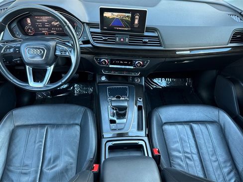 Used 2018 Audi Q5 2.0T w/ Premium Plus Package image 13