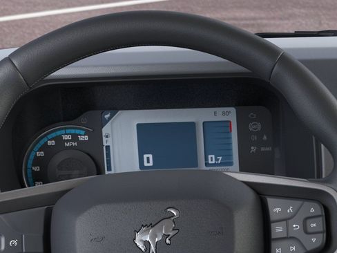 New 2025 Ford Bronco 4-Door AWD/4WD image 14