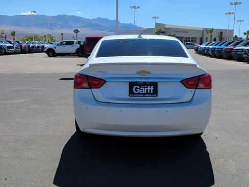 Used 2014 Chevrolet Impala LT FWD image 4