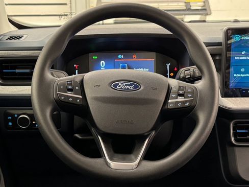 New 2025 Ford Maverick XLT image 16