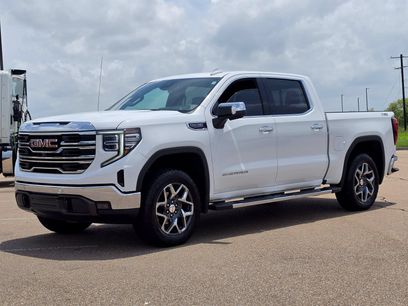 Used 2025 GMC Sierra 1500 SLT w/ SLT Premium Plus Package