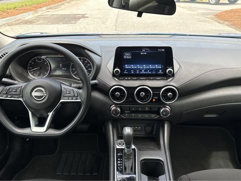 Used 2022 Nissan Sentra SV FWD image 4