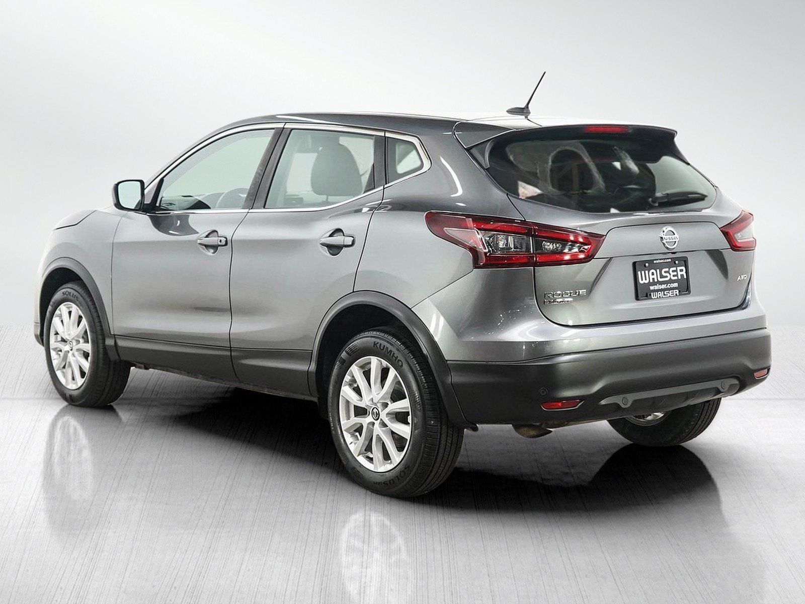 Used 2021 Nissan Rogue Sport S AWD/4WD image 3