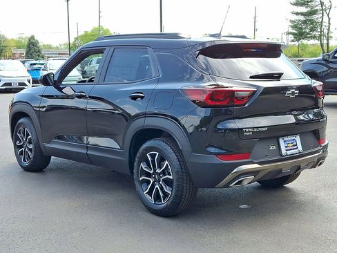 New 2026 Chevrolet TrailBlazer ACTIV AWD/4WD image 11