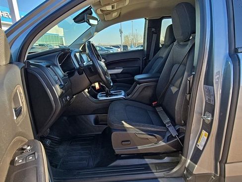 Used 2022 Chevrolet Colorado LT w/ Fleet Safety Package image 11