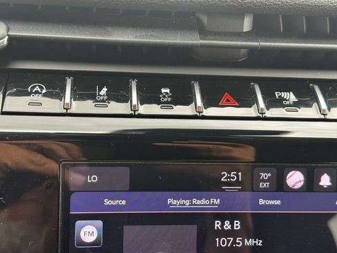 Certified 2024 Jeep Grand Cherokee L Laredo AWD/4WD image 30