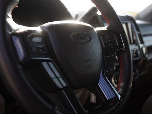 Used 2019 Ford F250 XLT w/ XLT Value Package image 19