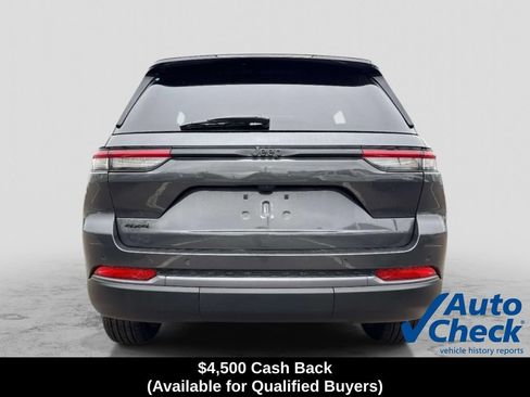 New 2026 Jeep Grand Cherokee Altitude AWD/4WD image 3
