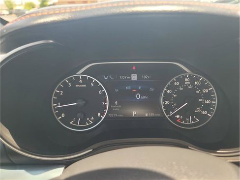 Used 2020 Nissan Maxima SR w/ Sport Mat Group FWD image 11