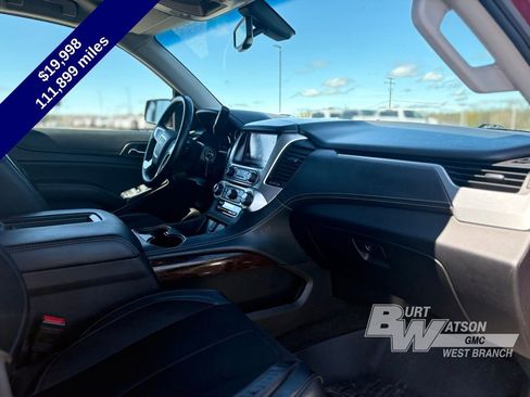 Used 2016 GMC Yukon XL SLE w/ Convenience Package image 24