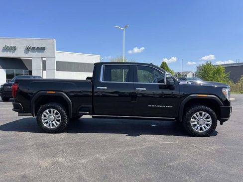 Used 2022 GMC Sierra 2500 Denali AWD/4WD image 8
