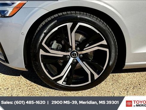 Used 2024 Volvo S60 B5 Ultimate w/ Climate Package image 20