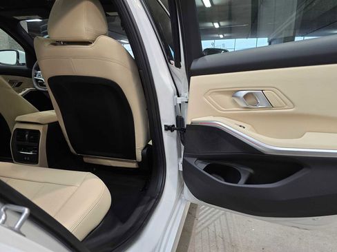 New 2026 BMW 330i xDrive Sedan w/ Premium Package image 30