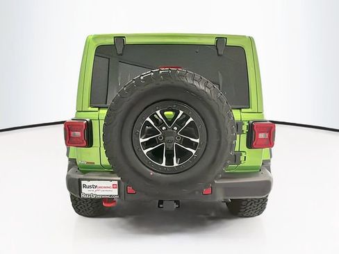 Used 2025 Jeep Wrangler Unlimited Rubicon AWD/4WD image 5