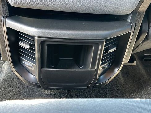 Used 2021 RAM 1500 Big Horn image 16