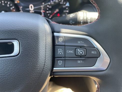 Used 2023 Jeep Compass Trailhawk w/ Sun and Sound Group AWD/4WD image 20