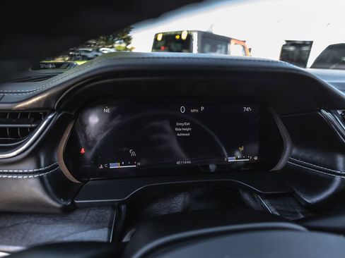 Used 2021 Jeep Grand Cherokee L Overland w/ Advanced Protech Group III image 11