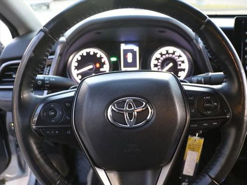 Used 2023 Toyota Camry SE image 24